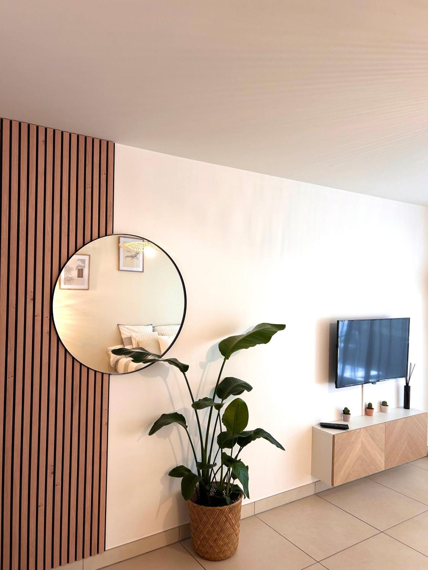 Studio Neuf - Portes De Monaco - Confort - Wifi - Clim Eksteriør billede