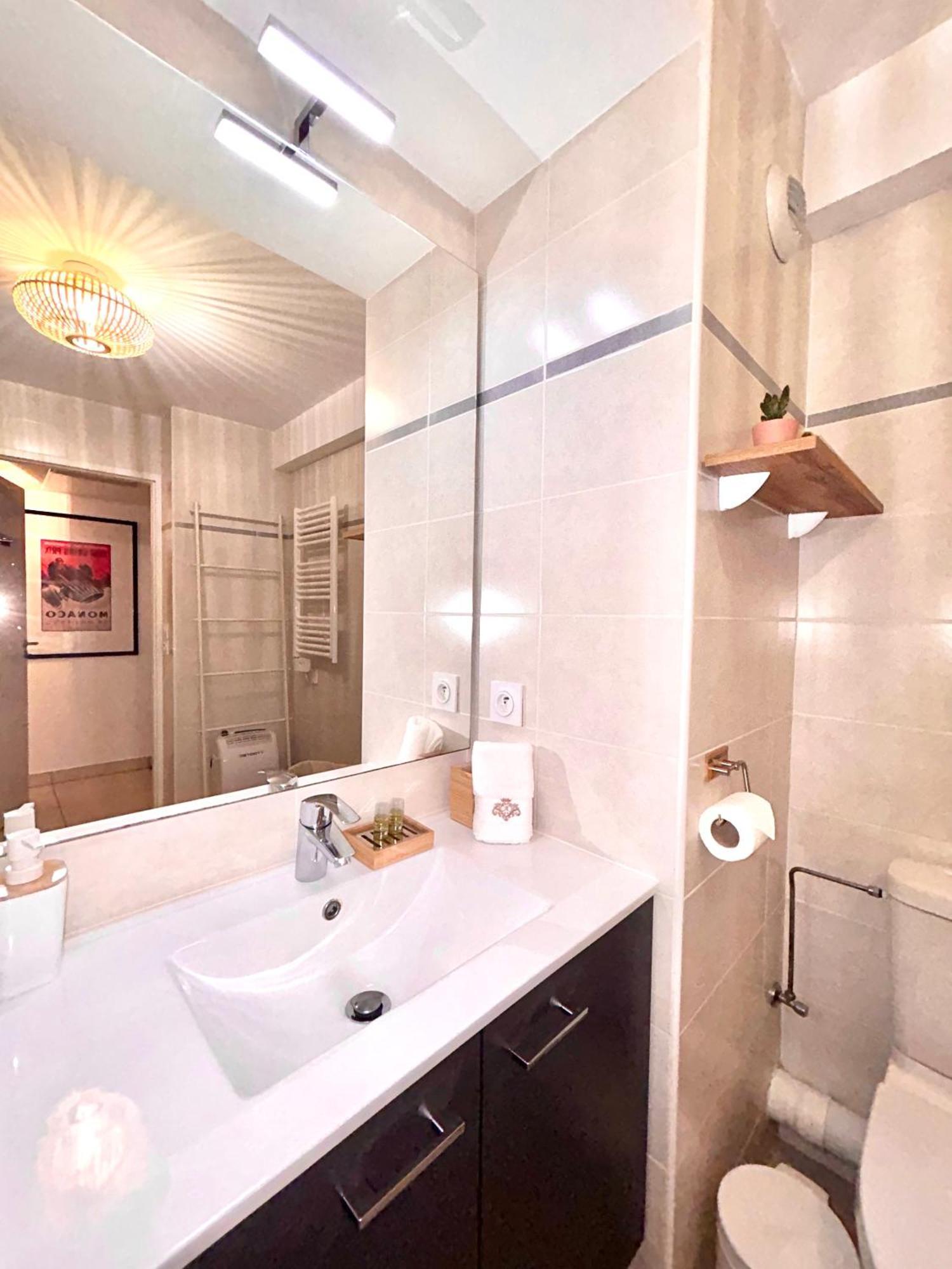 Studio Neuf - Portes De Monaco - Confort - Wifi - Clim Eksteriør billede