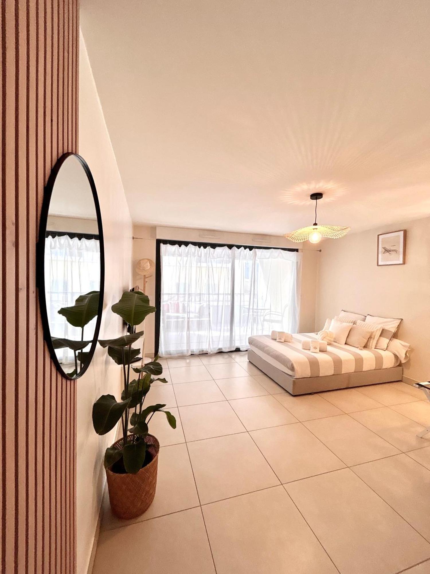 Studio Neuf - Portes De Monaco - Confort - Wifi - Clim Eksteriør billede