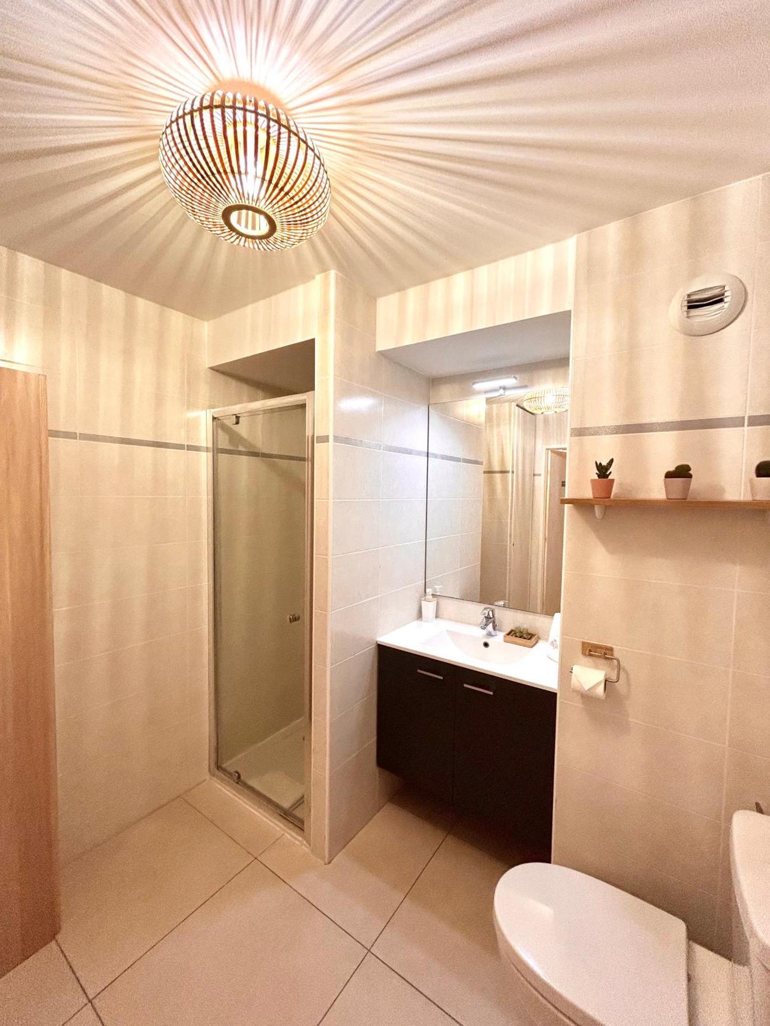 Studio Neuf - Portes De Monaco - Confort - Wifi - Clim Eksteriør billede